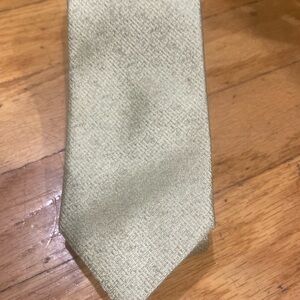 Men’s Armani green tie